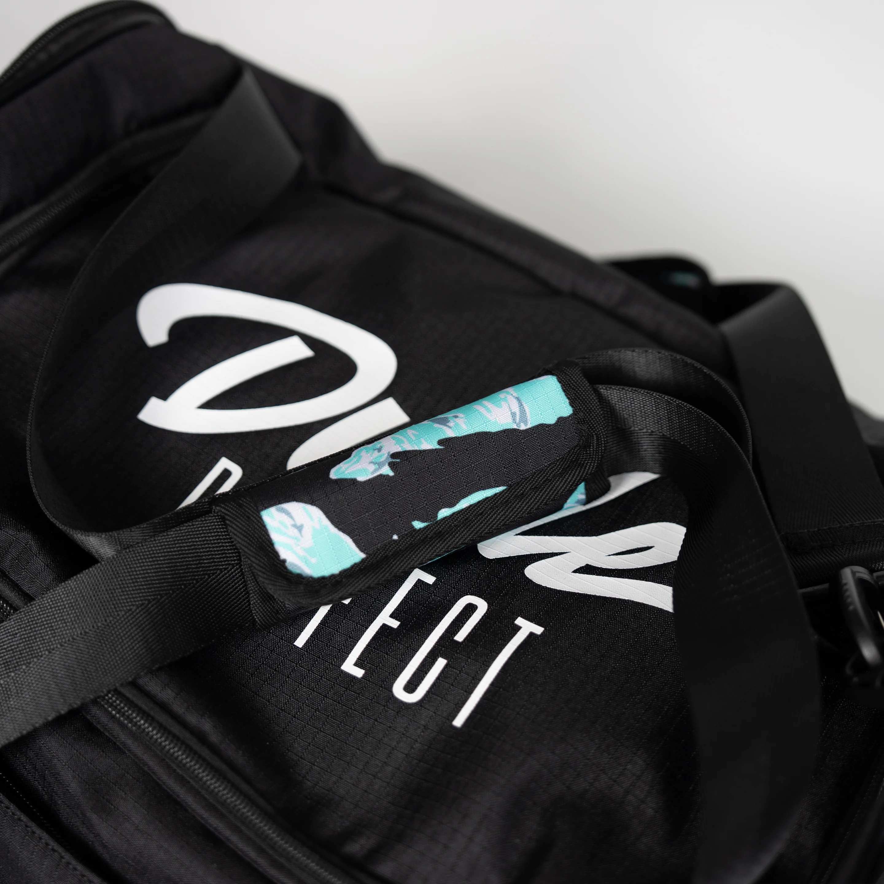 Performance All Season Duffle Bag - Image 9
